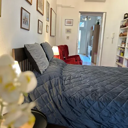 Rákóczi Boulevard 47 *